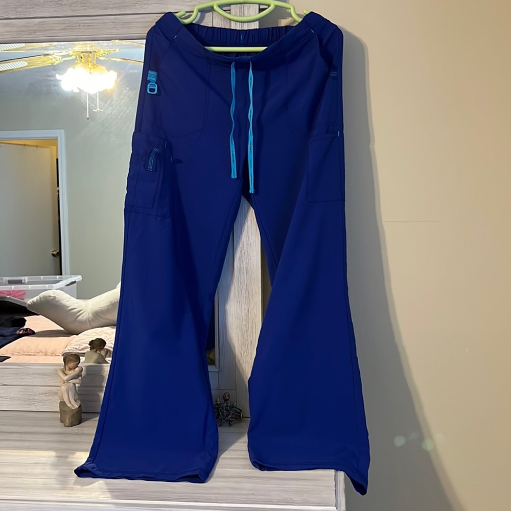 Carhartt blue scrub pants size medium